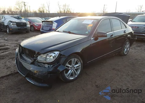 2012 Mercedes-Benz C 300 Luxury 4Matic from USA, damaged, VIN WDDGF8BB7CR229016